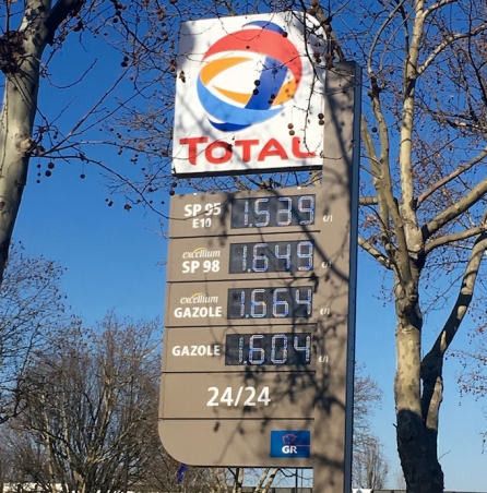 essence moins chère paris